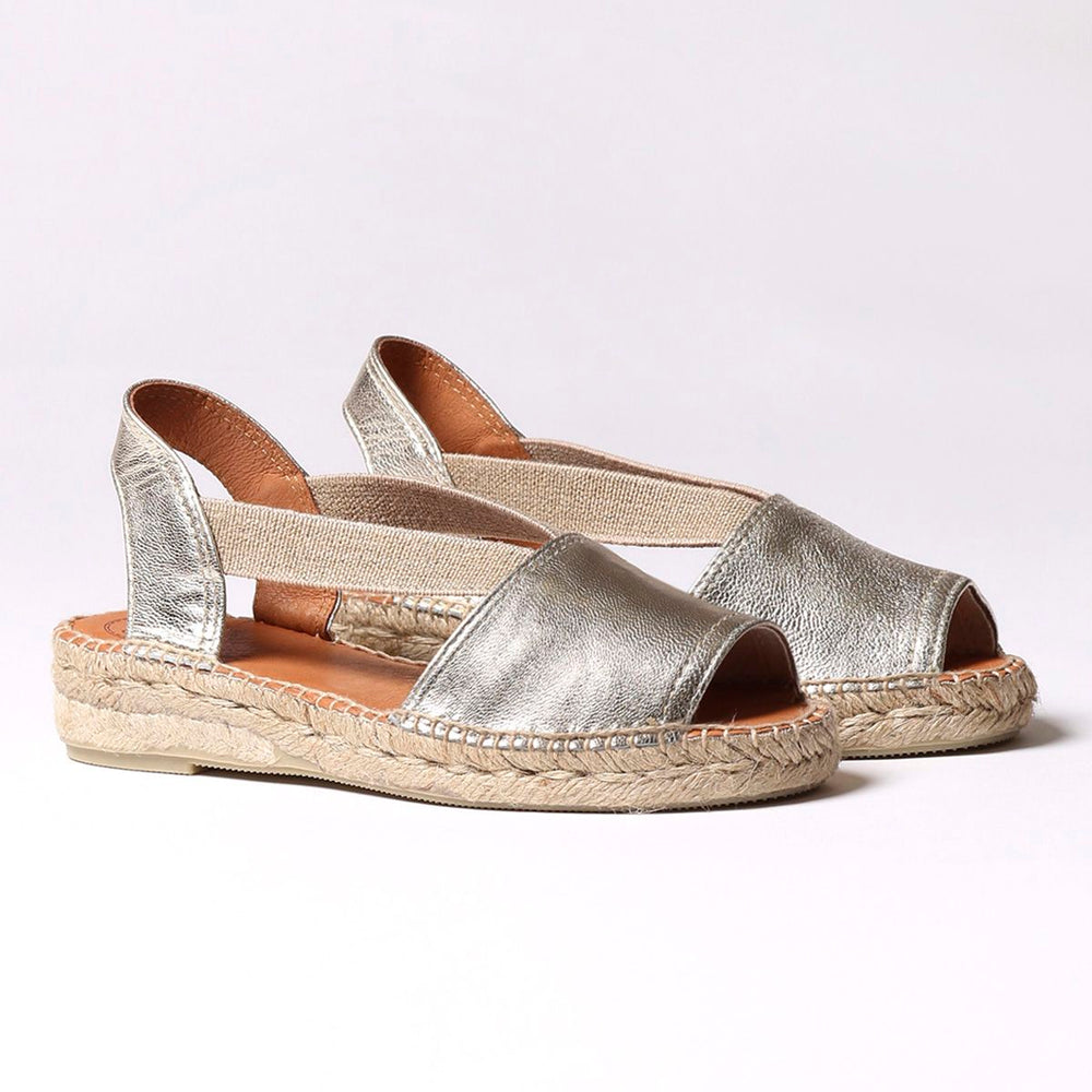 Toni Pons Etna Women's Flat Leather Sandal With Elastics in Platino