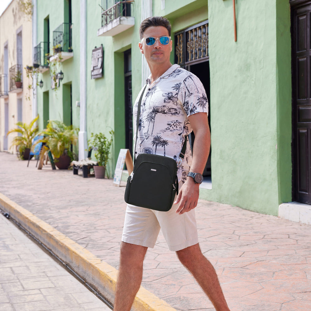 Anti-Theft Classic Travel Bag – Lightweight Polyester Crossbody