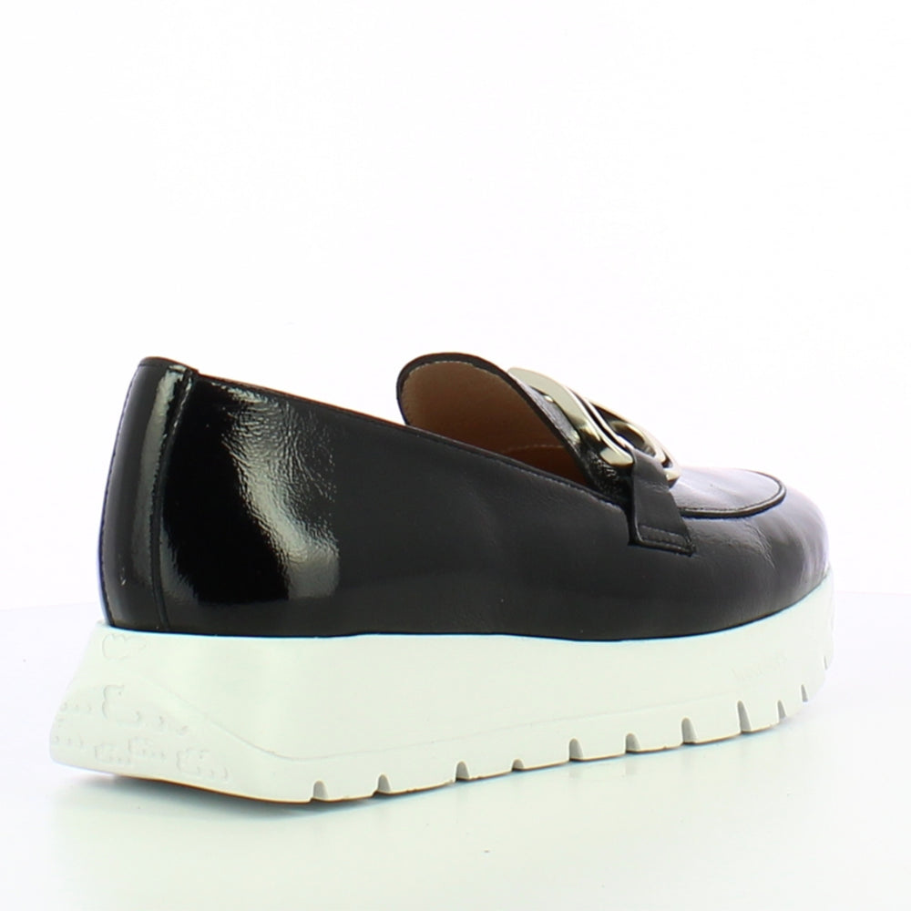 Wonders A-2462 Platform Loafer in Black Patent